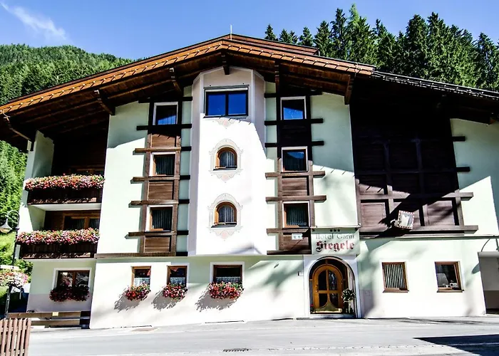 Garni Siegele - Inklusive Silvretta-card Premium ايشجل