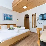 Bed and breakfast Garni Siegele - Inklusive Silvretta-card Premium 3*