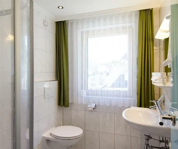 Garni Siegele - Inklusive Silvretta-card Premium Bed & Breakfast