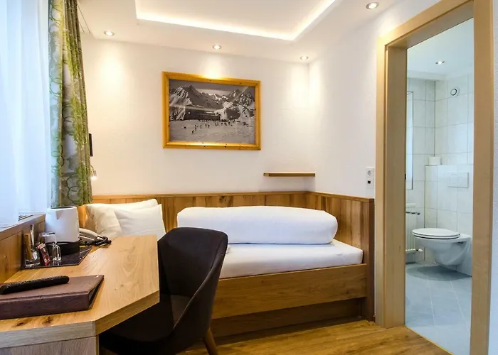 Garni Siegele - Inklusive Silvretta-card Premium 3* Ischgl